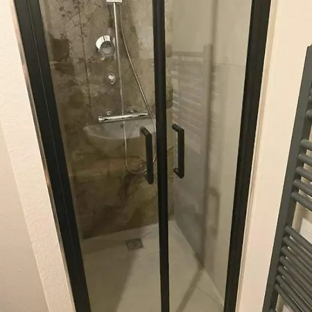 Helle 2 Mit Office Apartament *