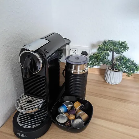 Helle 2 Mit Office Apartament Düsseldorf